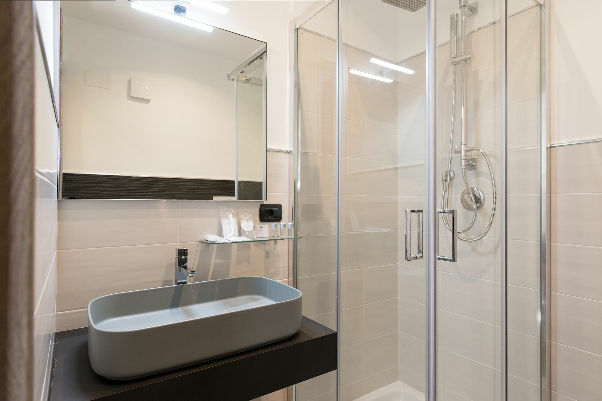 Lorenz Suites Trastevere Hill Rome Exterior photo